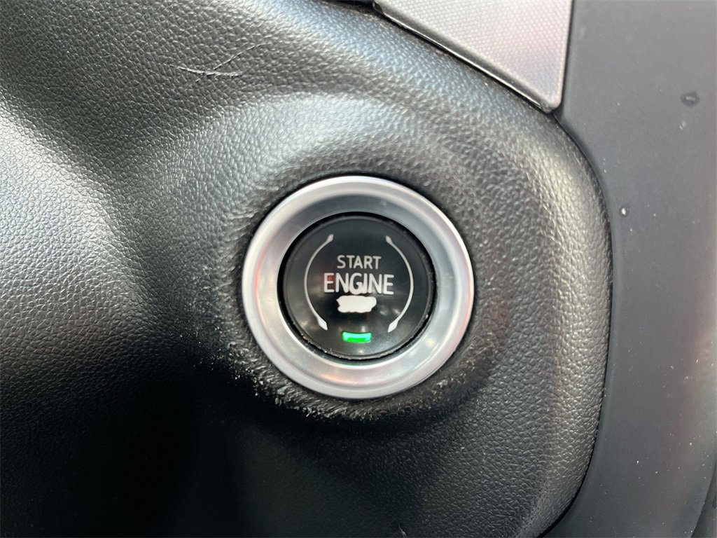 Used 2021 GMC Sierra 2500 SLT w/ SLT Convenience Package image 24