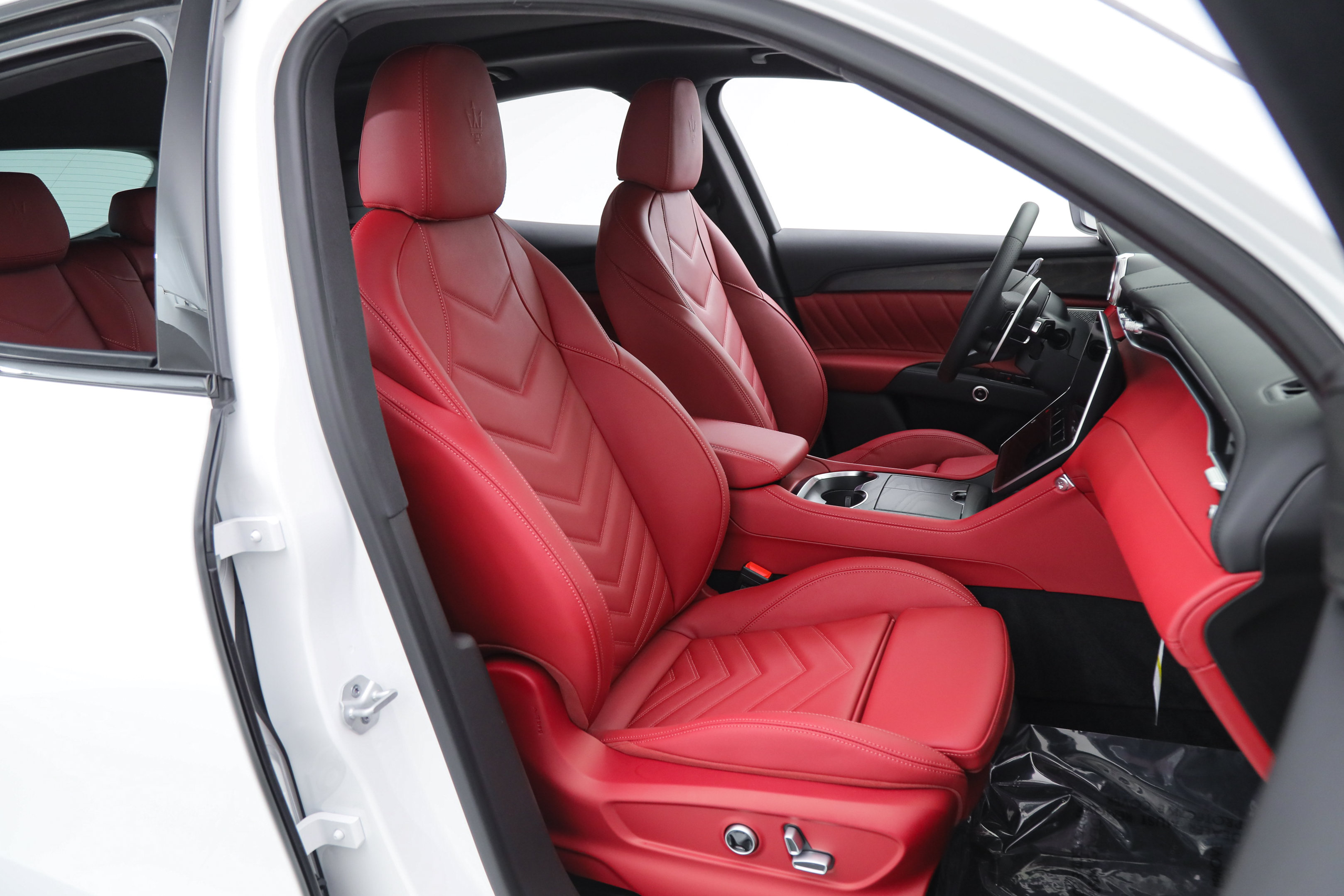 New 2026 Maserati Grecale Modena AWD/4WD image 11