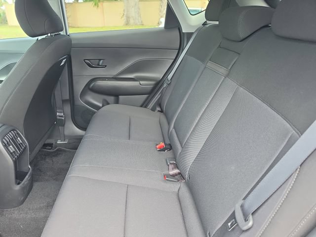 Used 2024 Hyundai Kona SEL FWD image 11