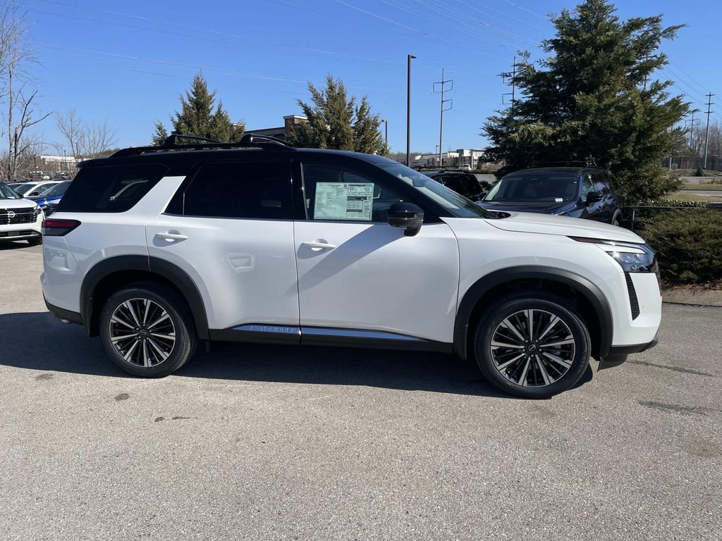 New 2026 Nissan Pathfinder Platinum AWD/4WD image 8