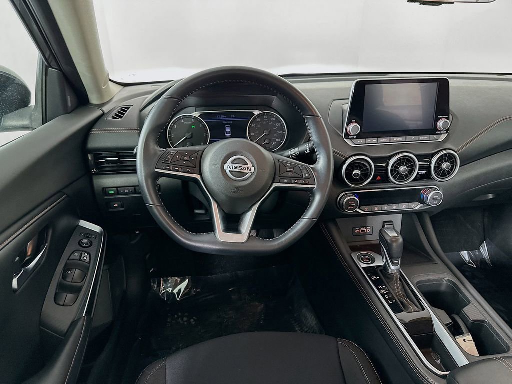 Certified 2022 Nissan Sentra SR w/ Electronics Package image 29