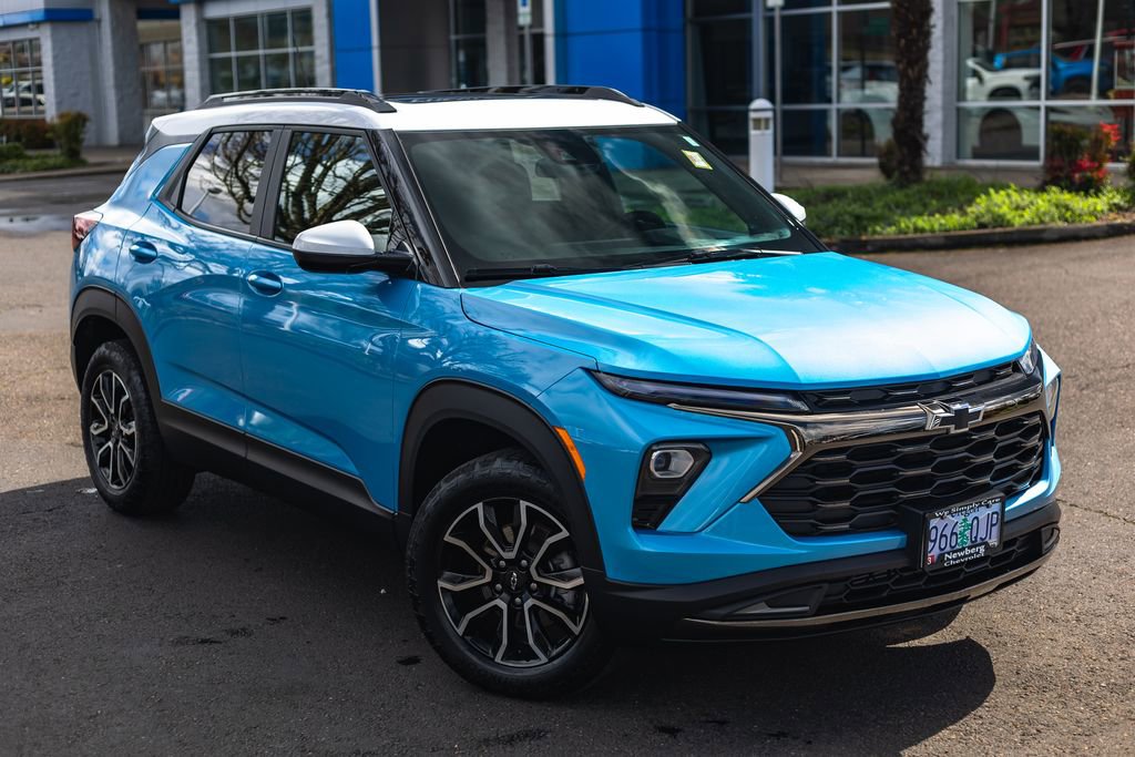 Used 2025 Chevrolet TrailBlazer ACTIV w/ Convenience Package image 2