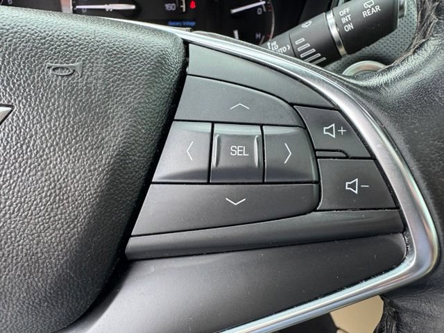 Used 2019 Cadillac XT5 Premium Luxury FWD image 16