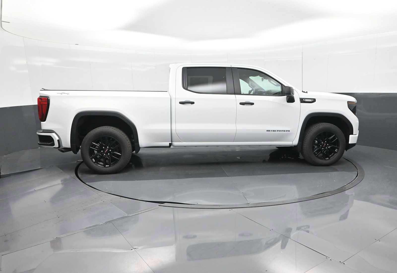 New 2026 GMC Sierra 1500 Pro w/ Graphite Edition image 9