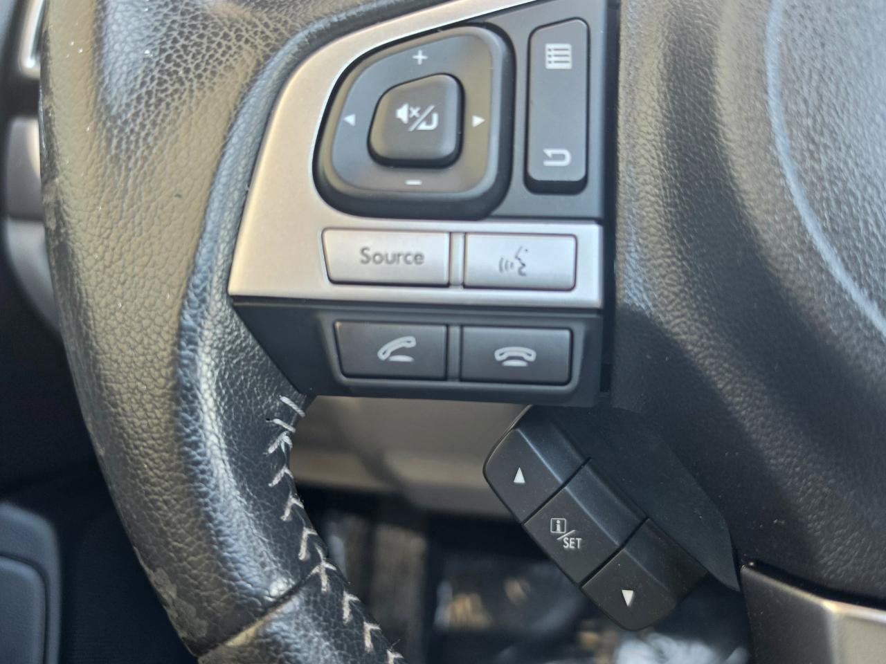 Used 2017 Subaru Forester 2.5i Limited AWD/4WD image 19