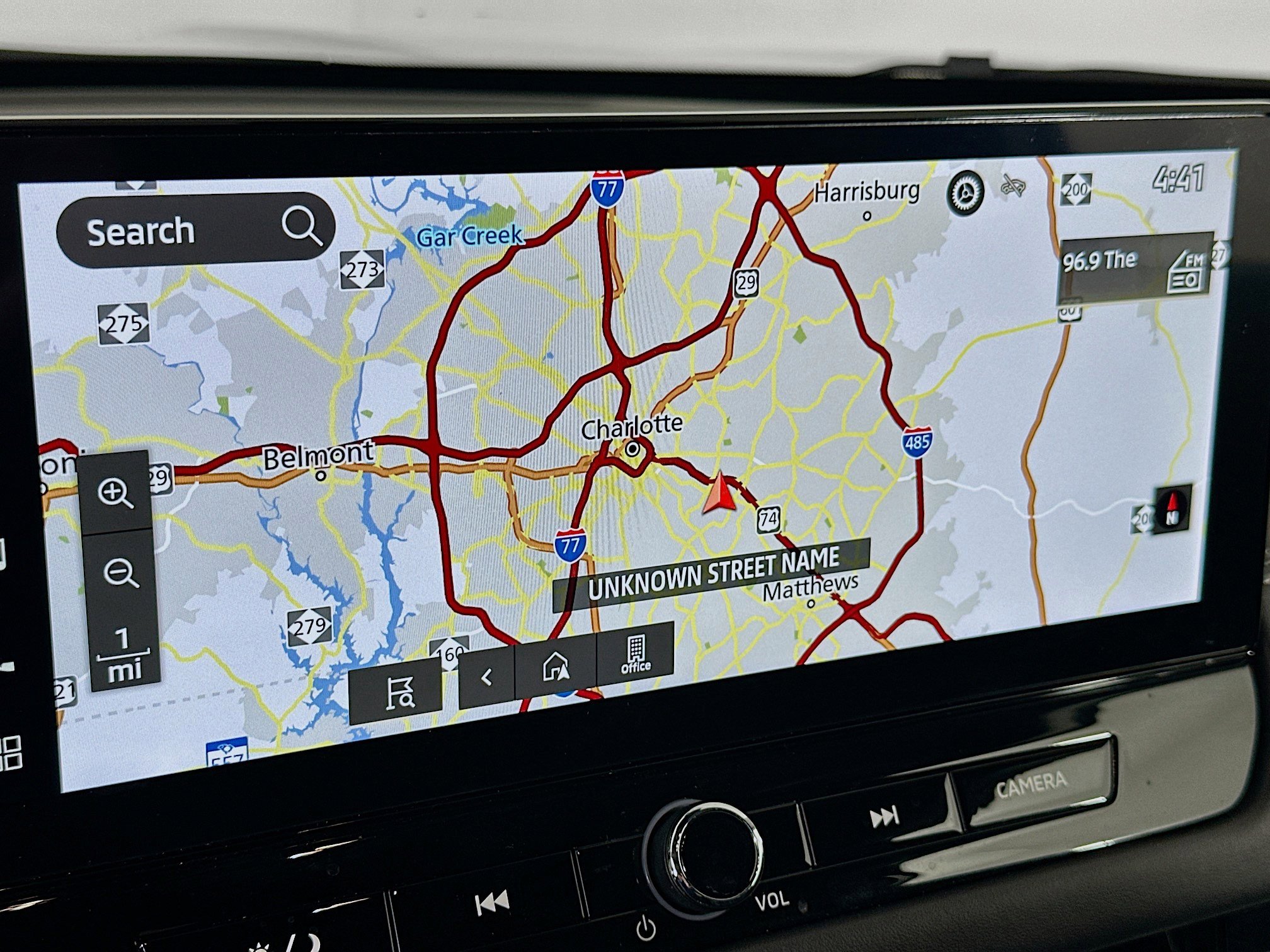 Used 2025 Mitsubishi Outlander SE image 22