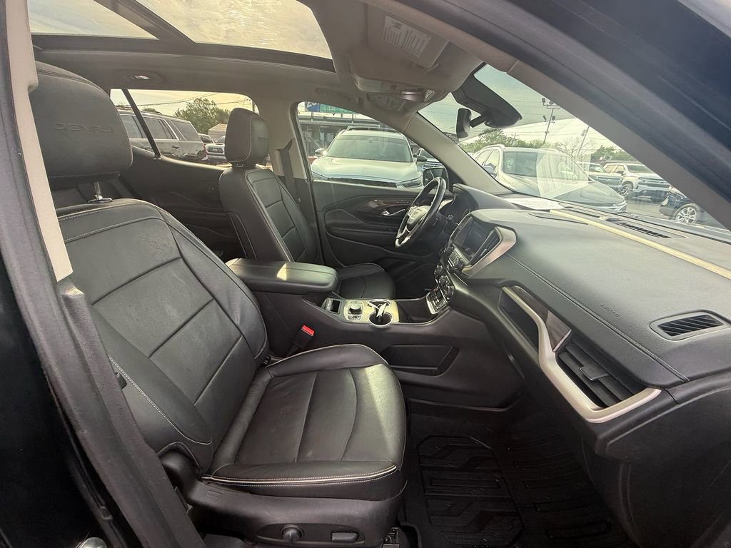 Used 2019 GMC Terrain Denali w/ Driver Alert Package II FWD image 23
