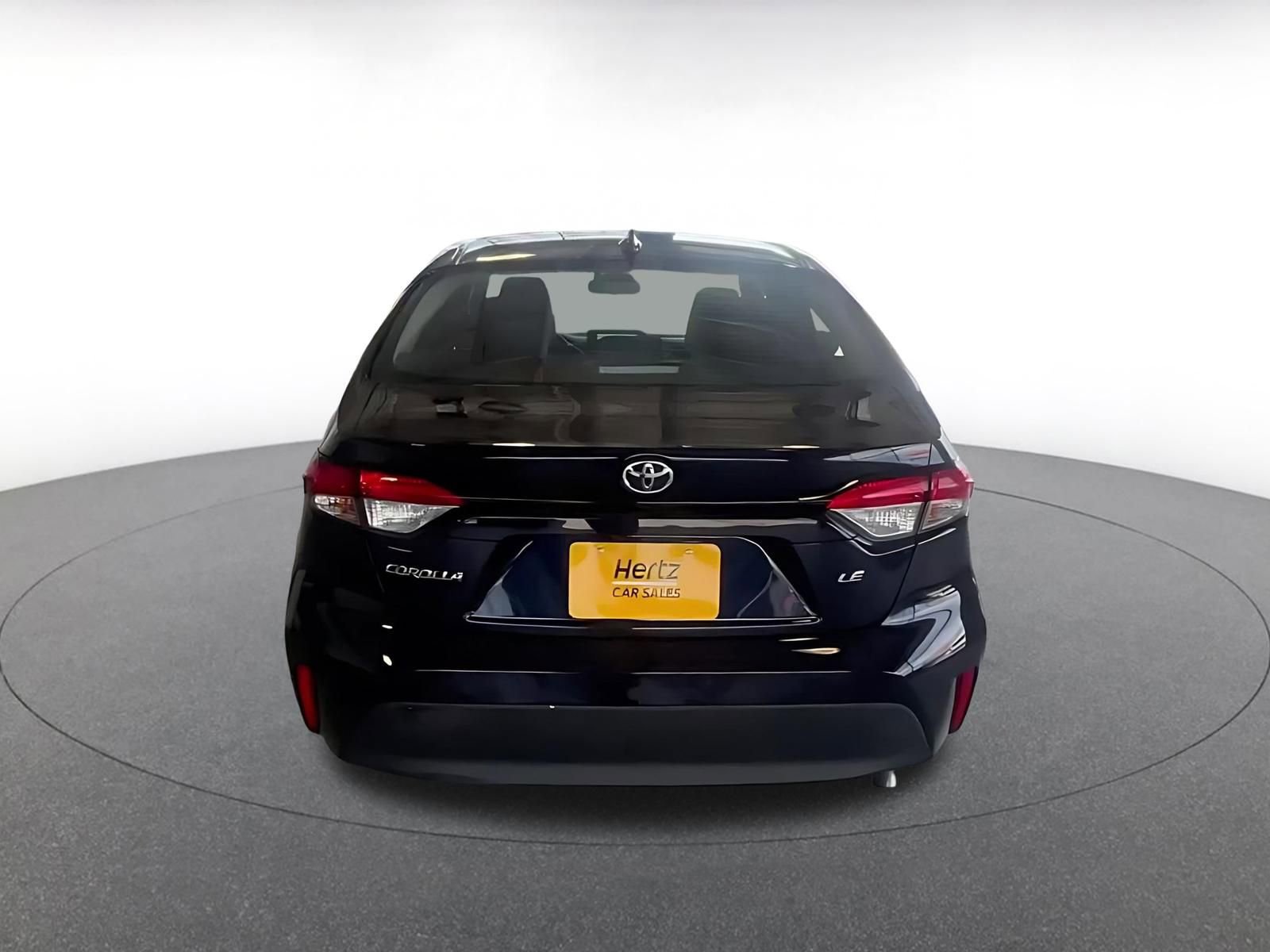 Used 2025 Toyota Corolla LE FWD image 12