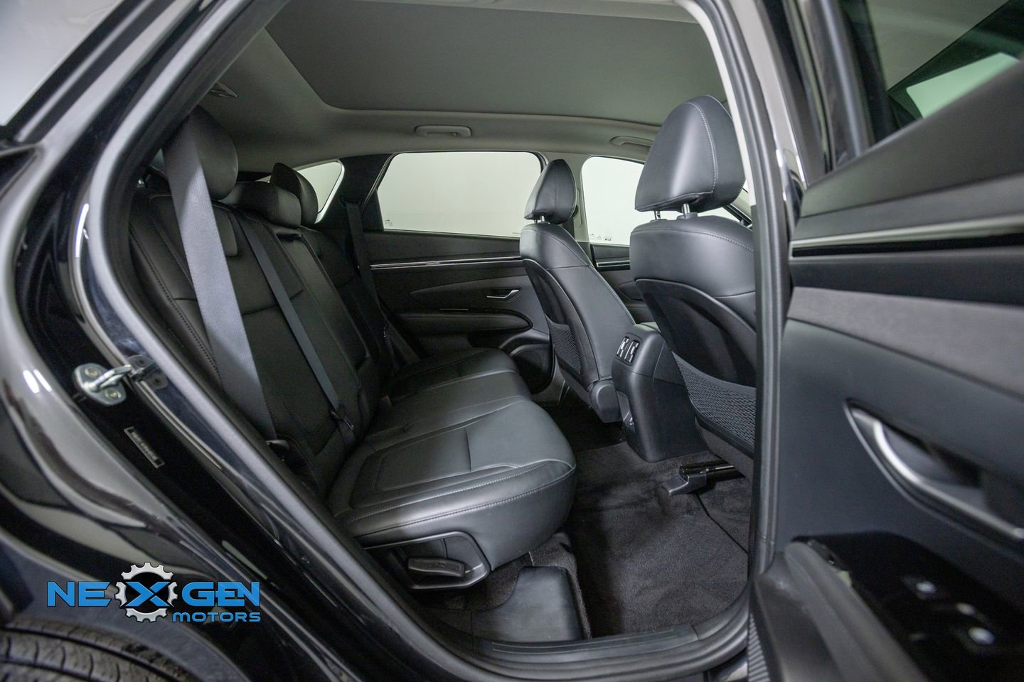 Used 2022 Hyundai Tucson Limited AWD/4WD image 39