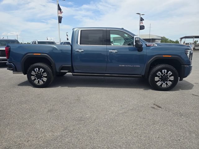 Used 2026 GMC Sierra 2500 Denali w/ Denali Reserve Package AWD/4WD image 4