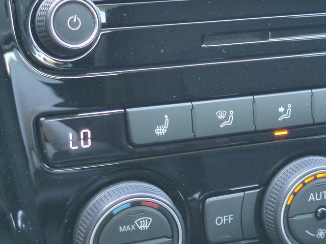 Used 2022 Volkswagen Passat 2.0T SE image 25