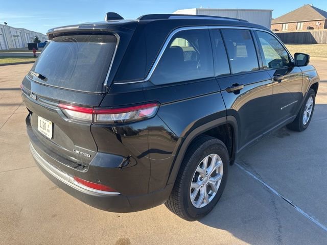 Used 2024 Jeep Grand Cherokee Limited image 5