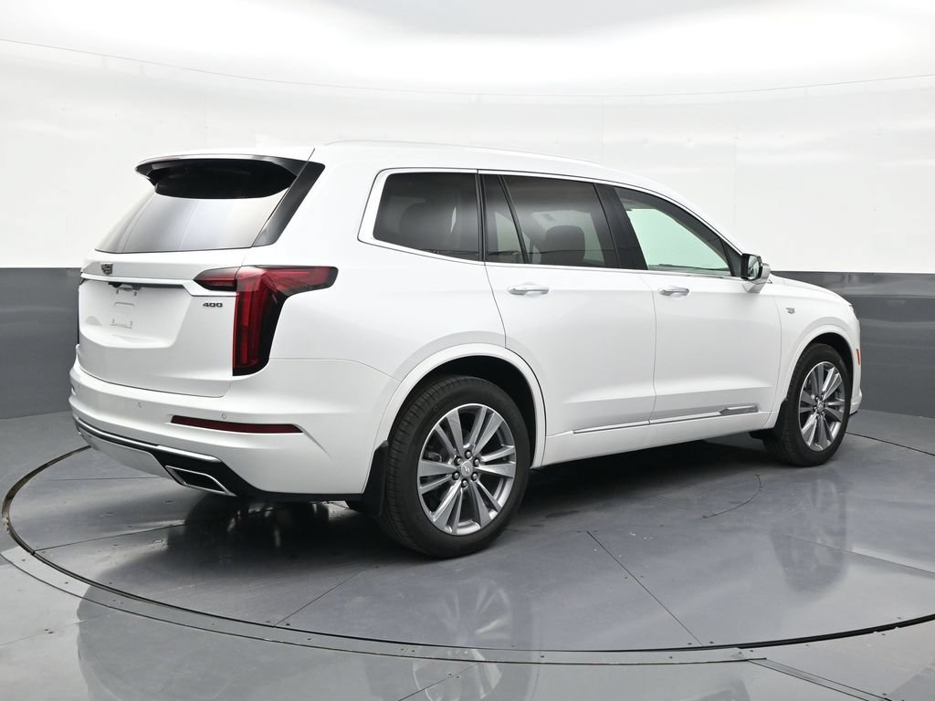 Used 2025 Cadillac XT6 Premium Luxury w/ LPO, Floor Liner Package FWD image 5