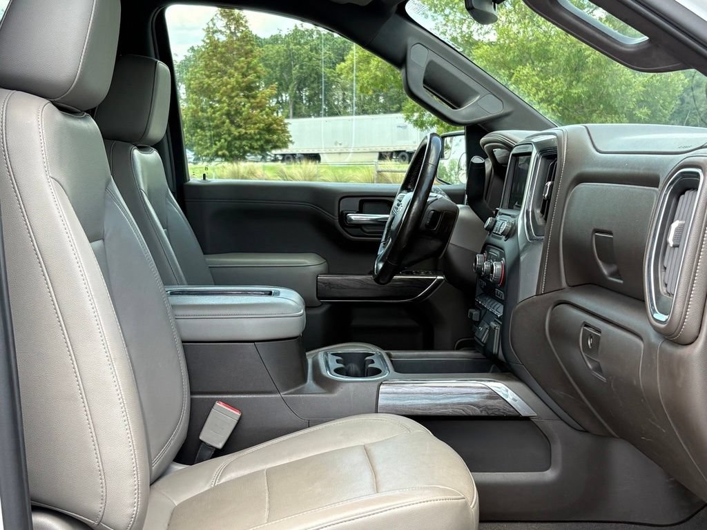 Used 2019 Chevrolet Silverado 1500 LTZ w/ LTZ Convenience Package AWD/4WD image 14