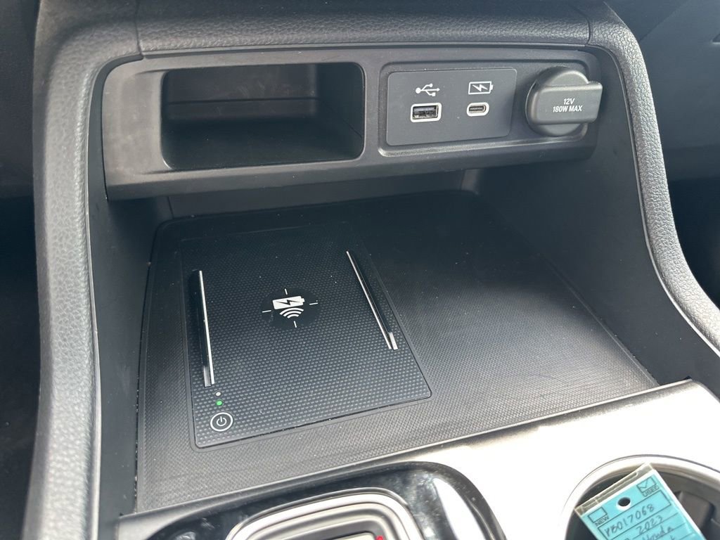 Used 2023 Honda Pilot Elite image 25