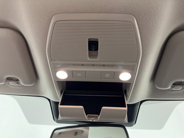 New 2027 Nissan Sentra SR w/ SR Premium Package FWD image 35