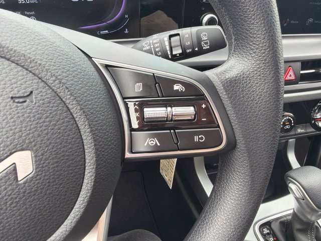 Used 2025 Kia Seltos LX AWD/4WD image 13