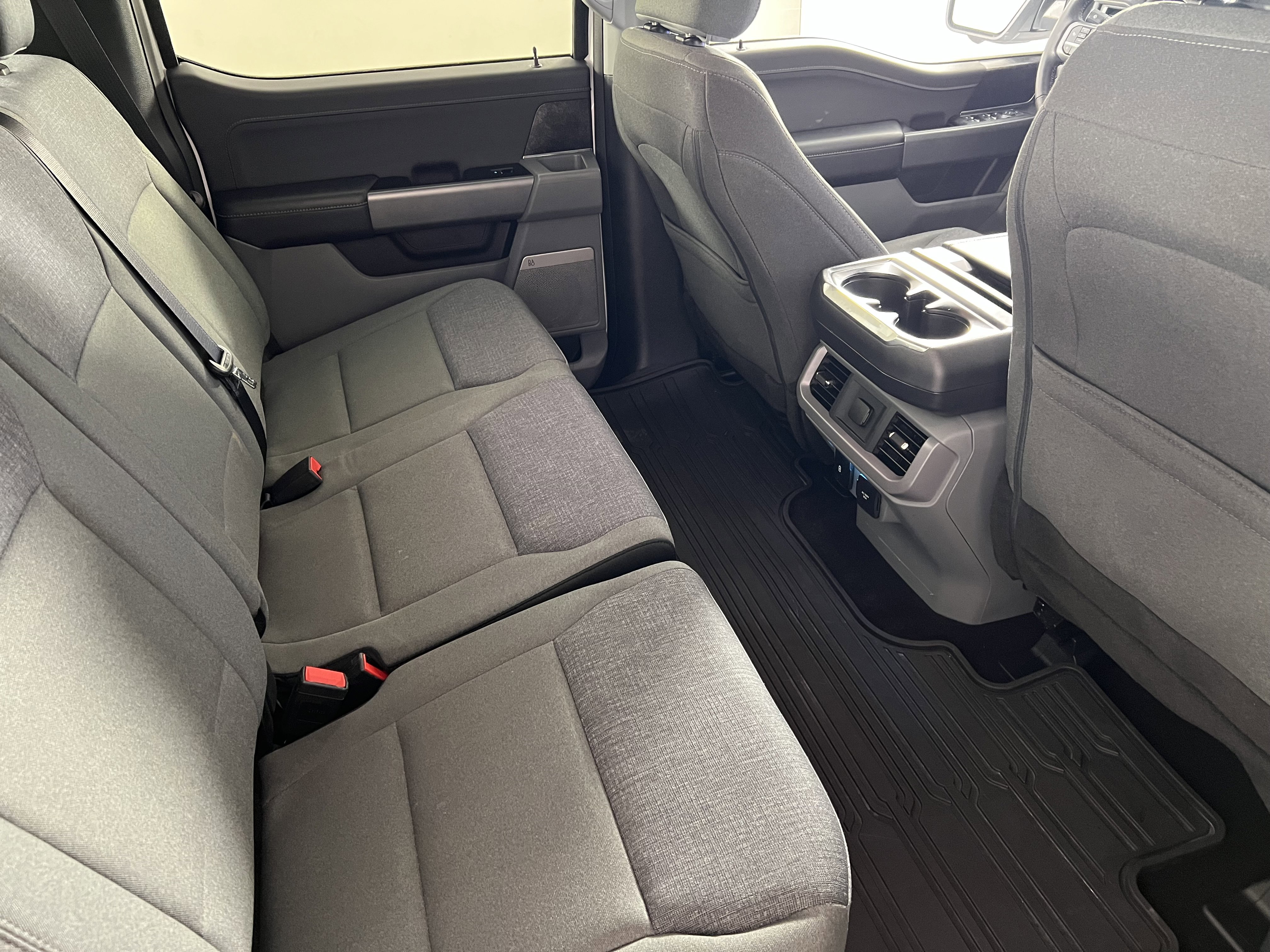 Used 2024 Ford F150 Lightning Flash image 22