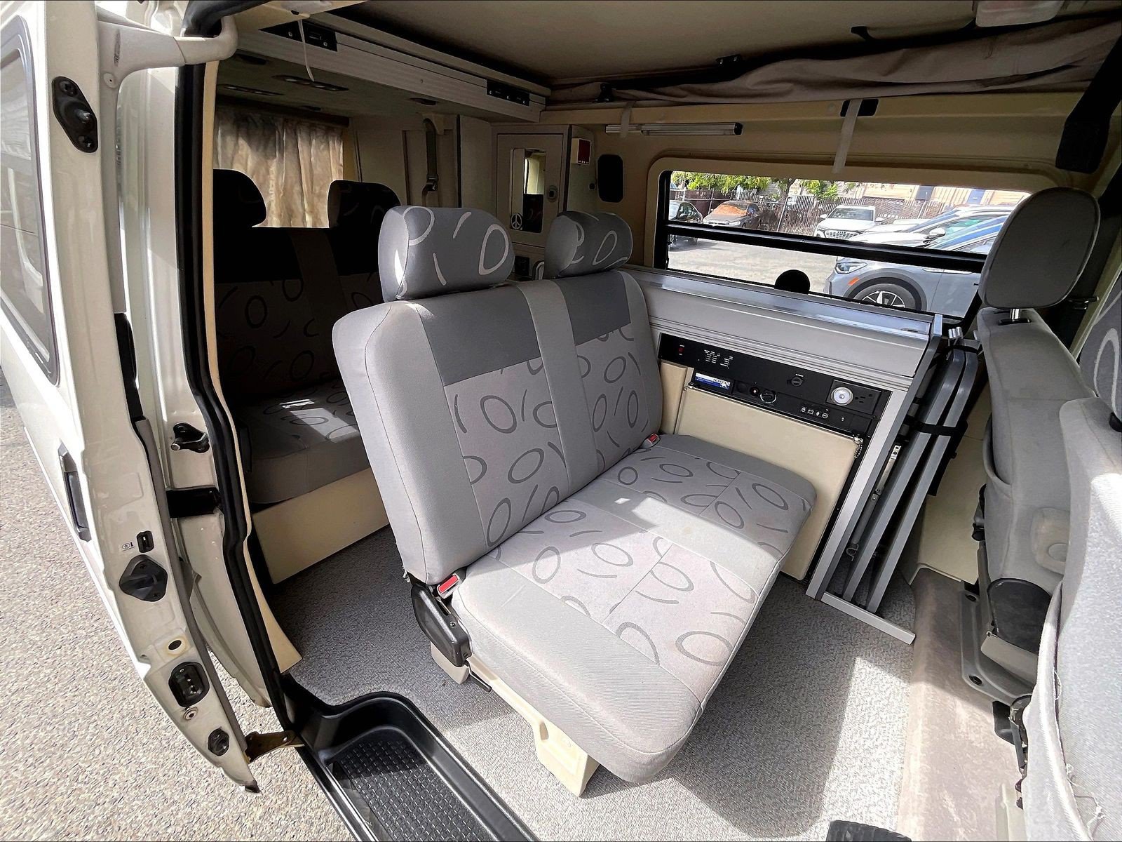 Used 2003 Volkswagen Eurovan Camper FWD image 24