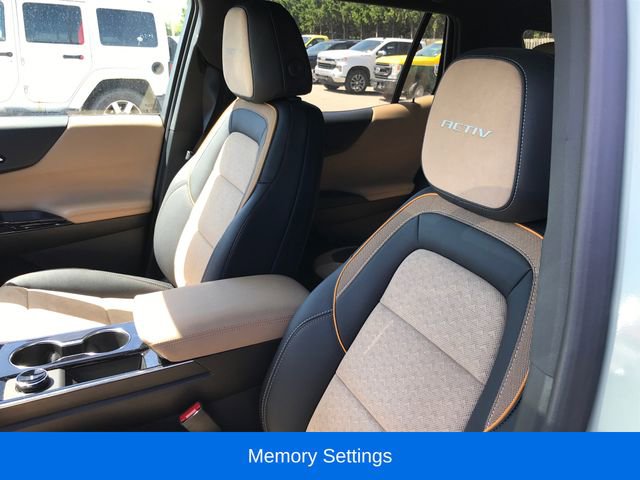 Certified 2025 Chevrolet Equinox ACTIV w/ Safety and Technology Package AWD/4WD image 5