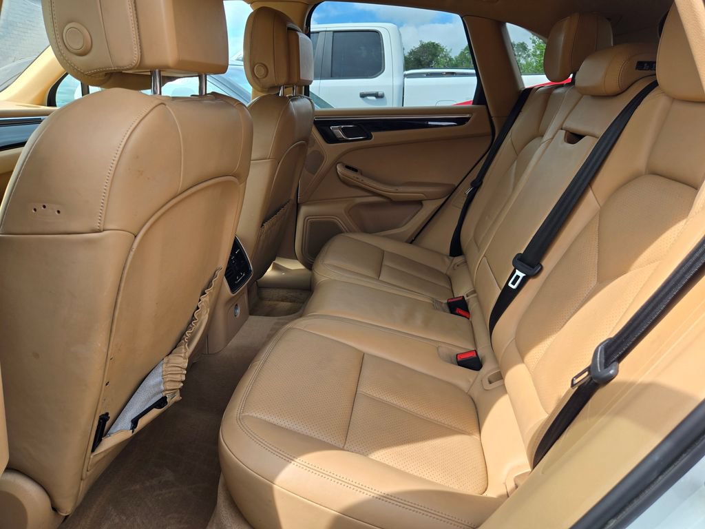 Used 2015 Porsche Macan S AWD/4WD image 24