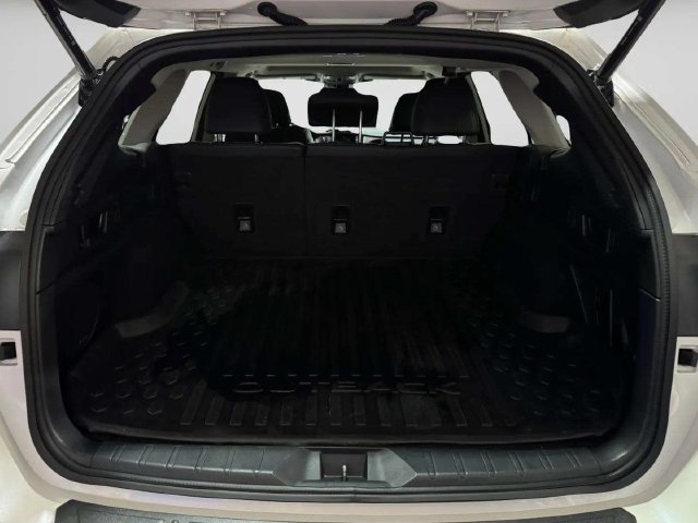 Used 2023 Subaru Outback Touring XT w/ Tech Package 3 AWD/4WD image 31
