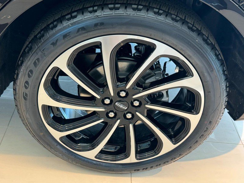 New 2024 Lincoln Nautilus Black Label AWD/4WD image 13