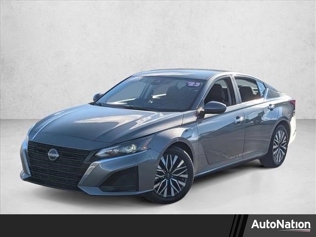 Used 2023 Nissan Altima 2.5 SV