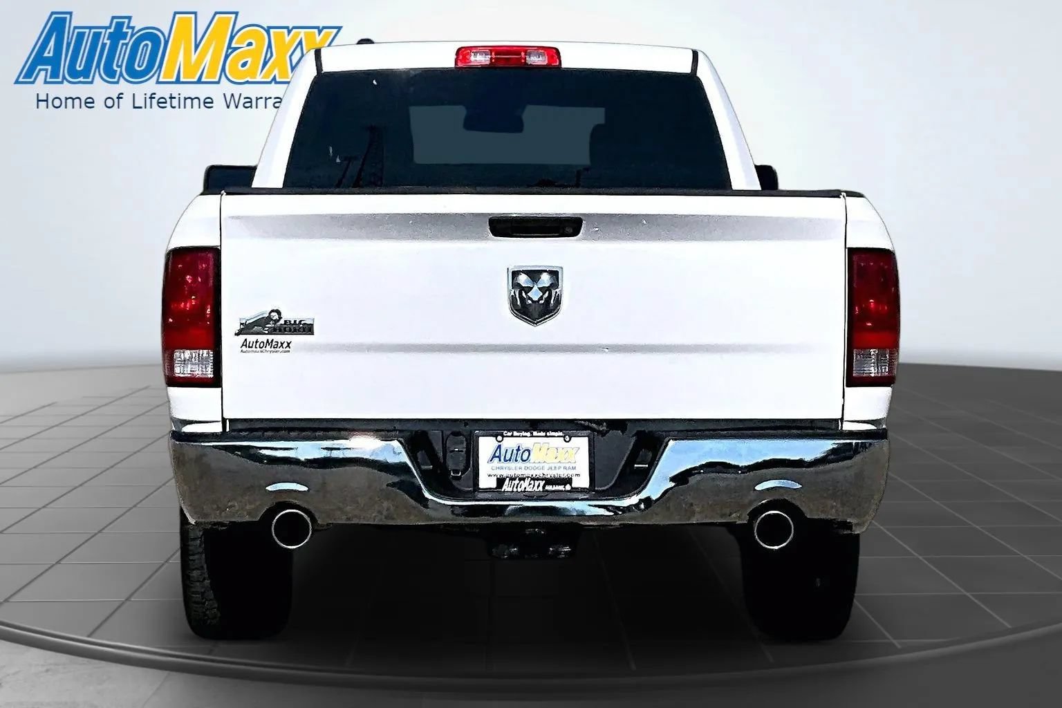 Used 2014 RAM 1500 Classic SLT RWD image 5