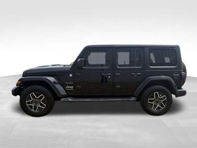 Used 2024 Jeep Wrangler Unlimited Sahara AWD/4WD image 12