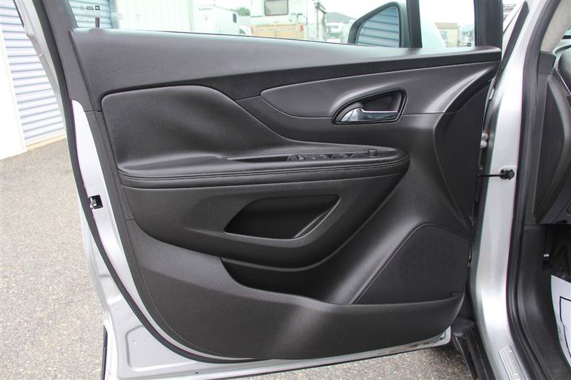 Used 2019 Buick Encore Essence AWD/4WD image 16