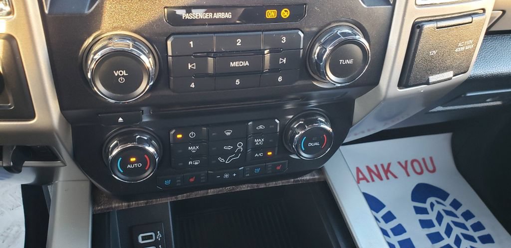 Used 2018 Ford F250 Lariat w/ Chrome Package AWD/4WD image 18
