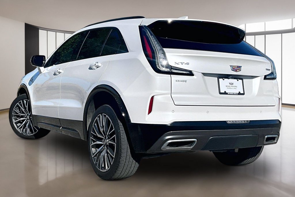 Used 2024 Cadillac XT4 Sport FWD image 12