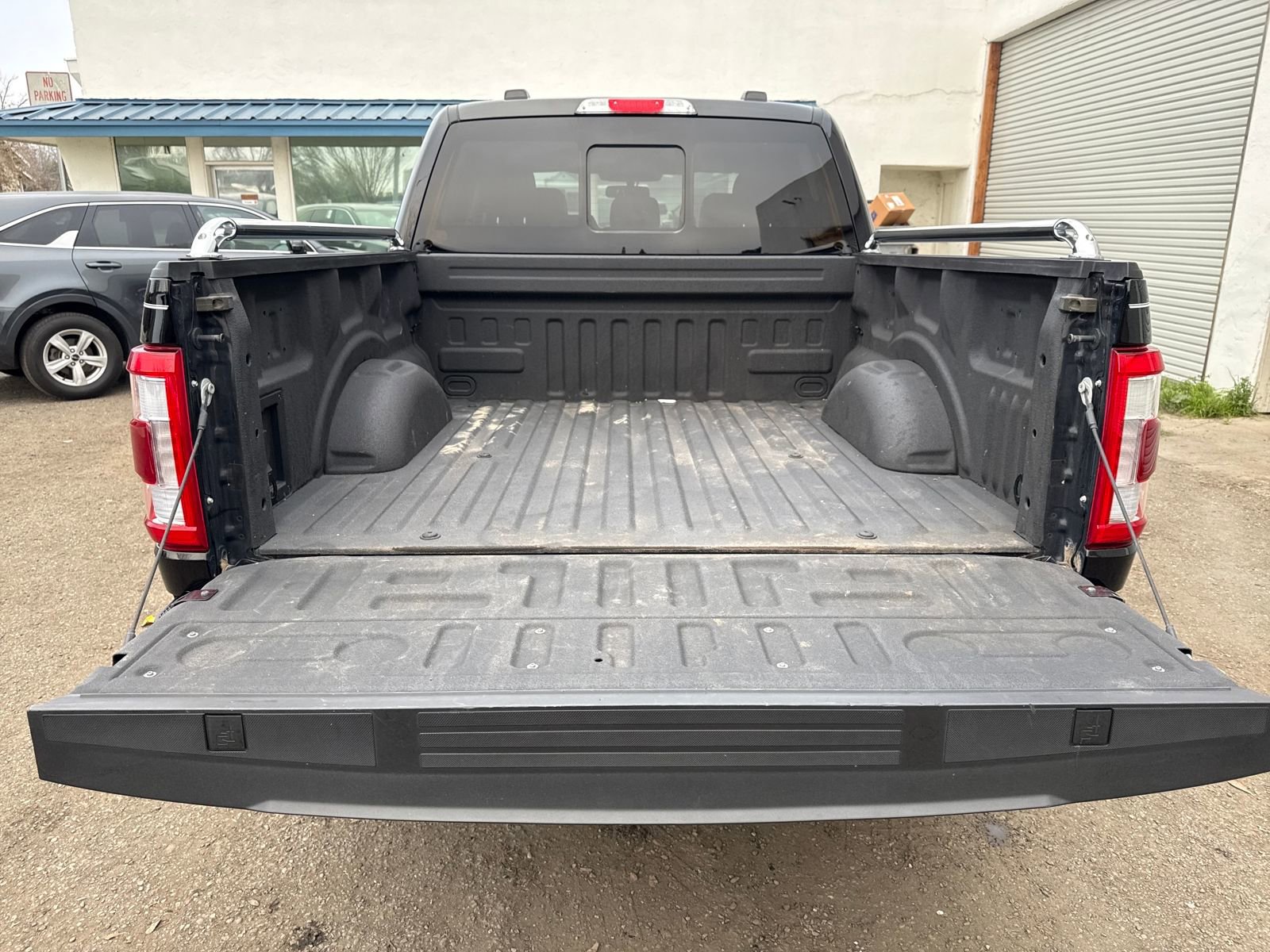 Used 2022 Ford F150 Lariat image 23