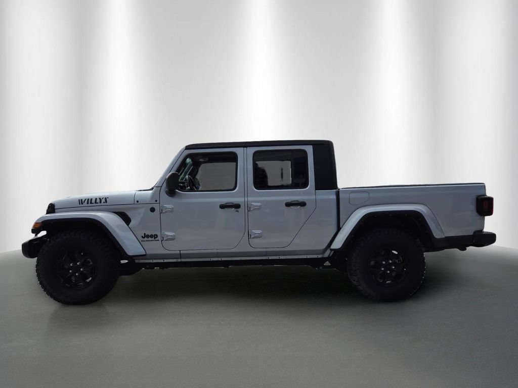 Used 2022 Jeep Gladiator Sport AWD/4WD image 6