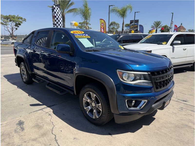 Used 2019 Chevrolet Colorado Z71 AWD/4WD image 8