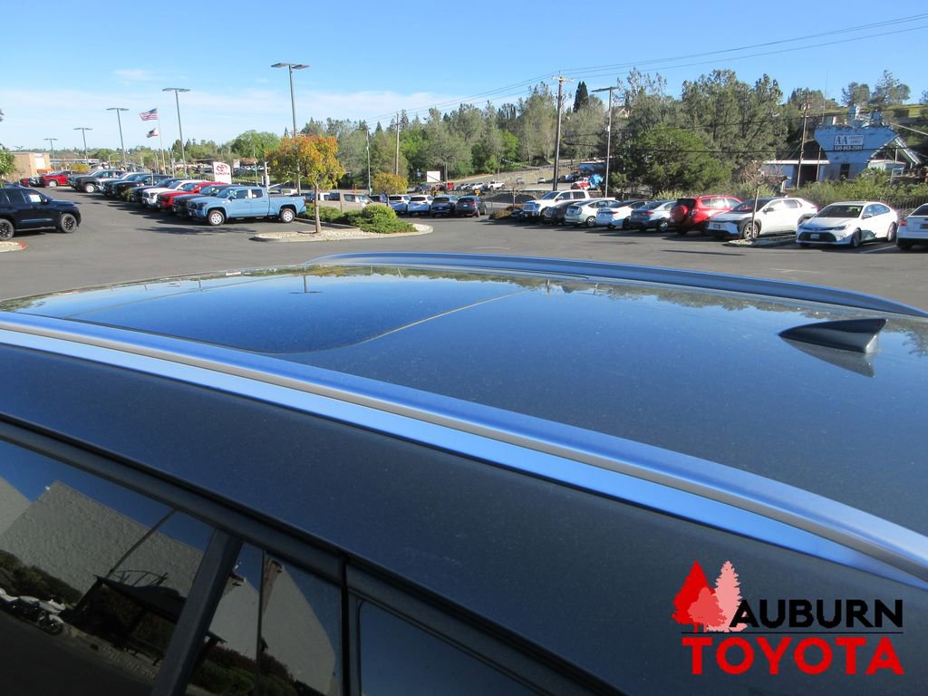 Used 2025 MAZDA CX-50 AWD 2.5 S w/ Premium Plus Pkg image 9