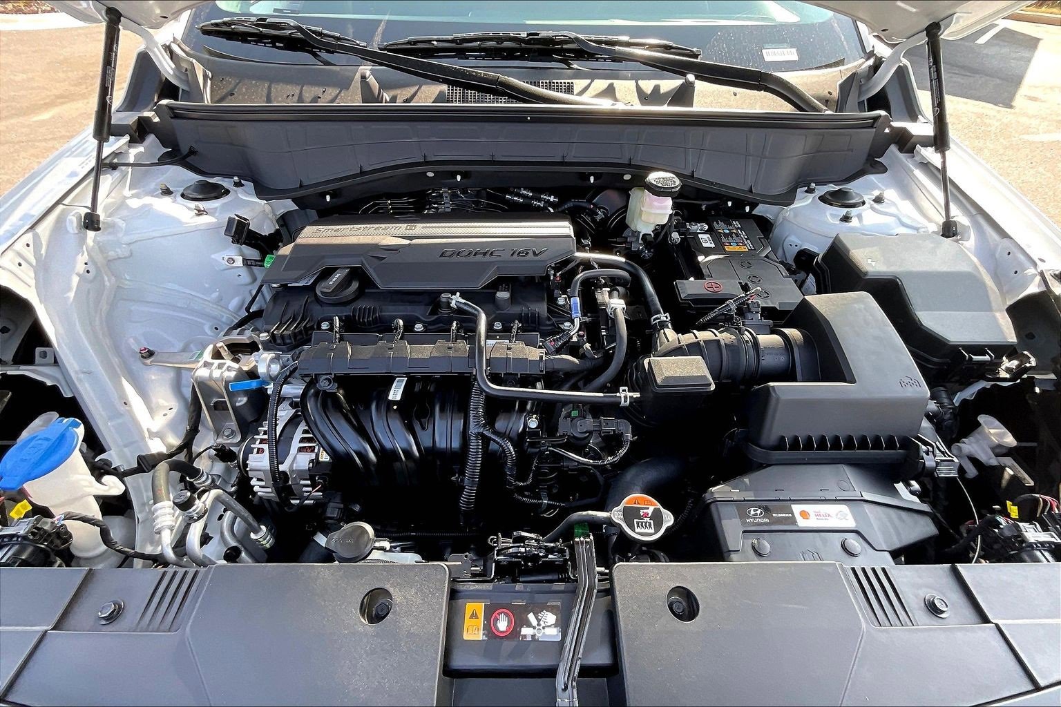 New 2026 Hyundai Kona SE image 12