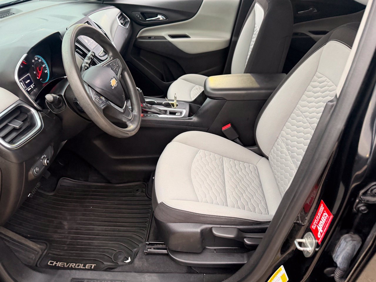 Used 2020 Chevrolet Equinox LS AWD/4WD image 28
