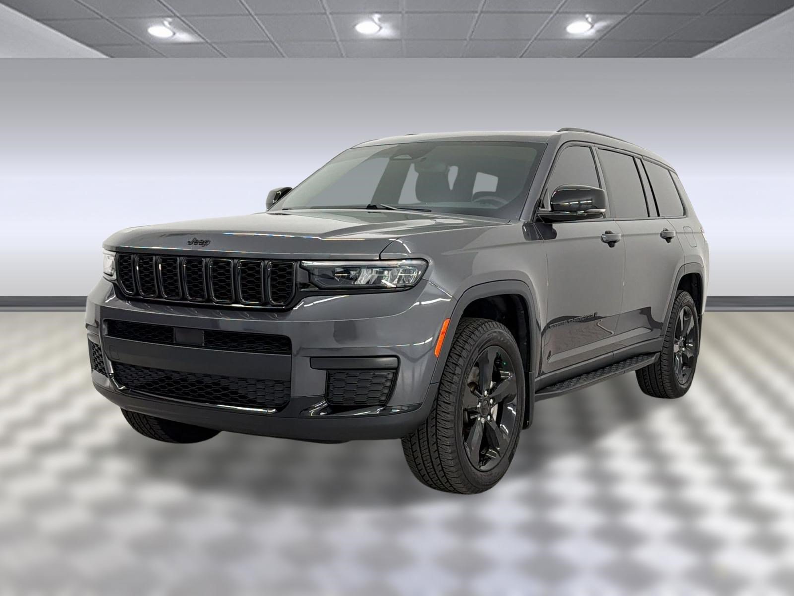 Used 2023 Jeep Grand Cherokee L Laredo