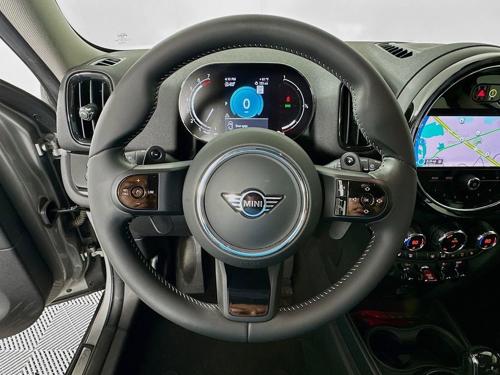 Certified 2024 MINI Cooper Countryman S FWD image 11