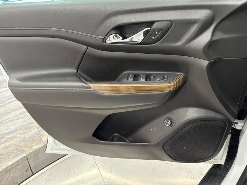 Used 2023 GMC Acadia SLE w/ Driver Convenience Package image 36