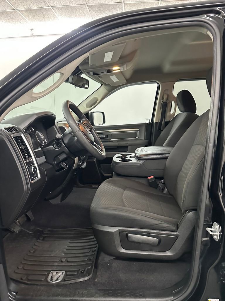 Used 2019 RAM 1500 Classic Warlock w/ Electronics Group image 11
