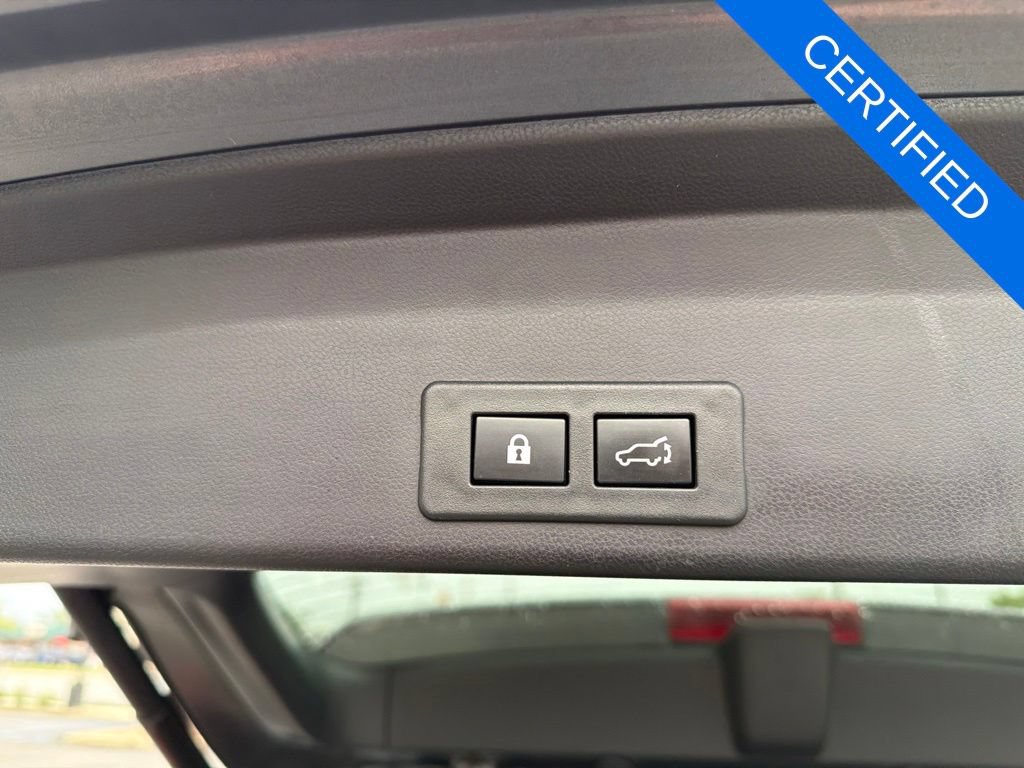 Certified 2022 Subaru Ascent Touring AWD/4WD image 34