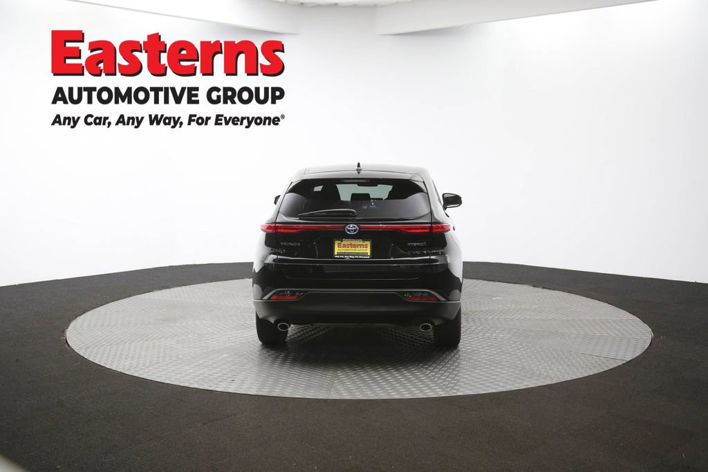 Used 2022 Toyota Venza LE image 36