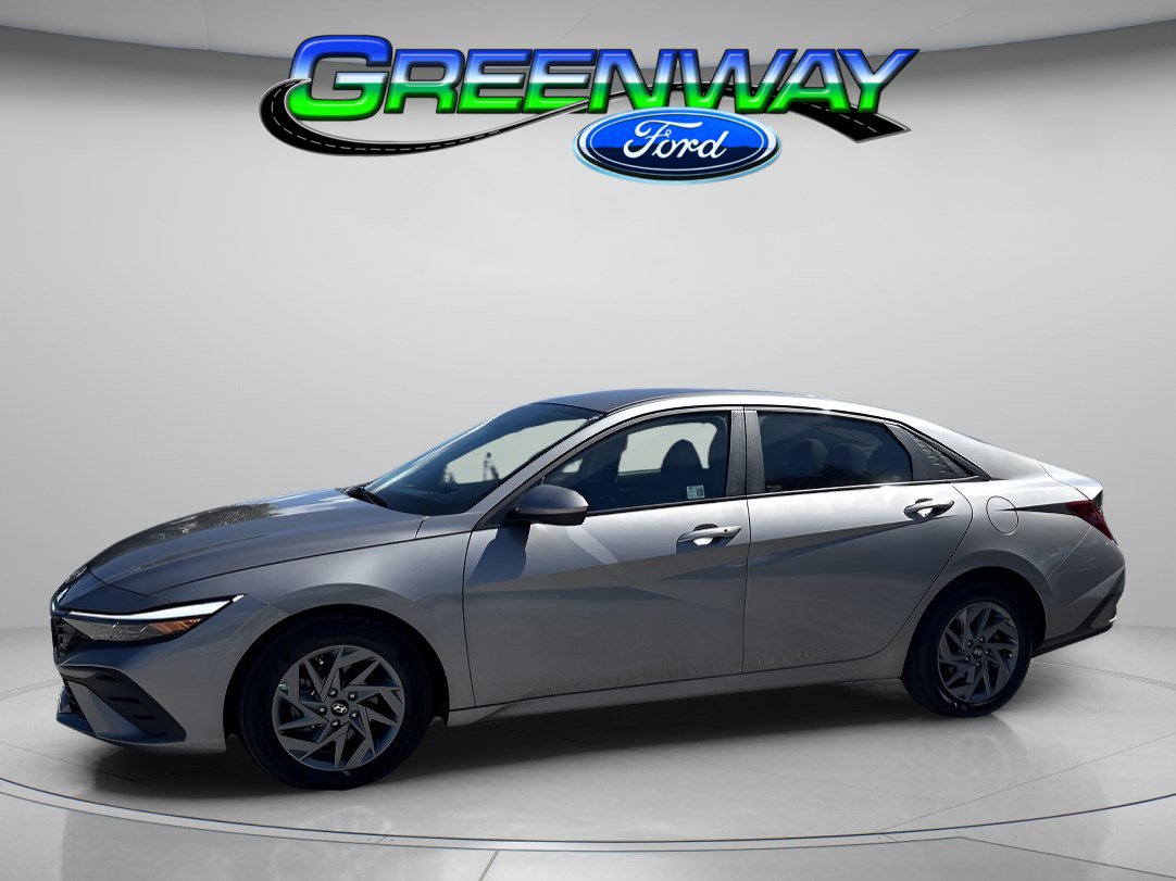 Used 2024 Hyundai Elantra Blue