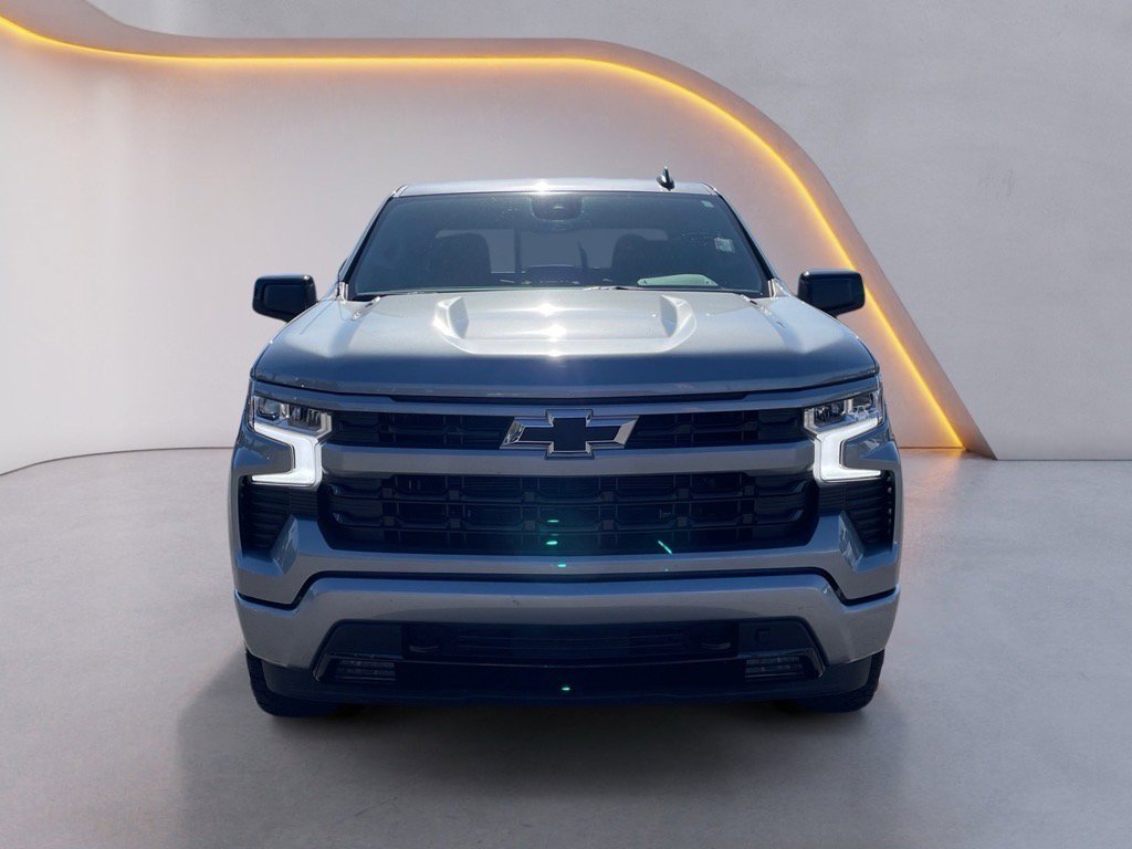 Used 2025 Chevrolet Silverado 1500 RST w/ Convenience Package II image 2