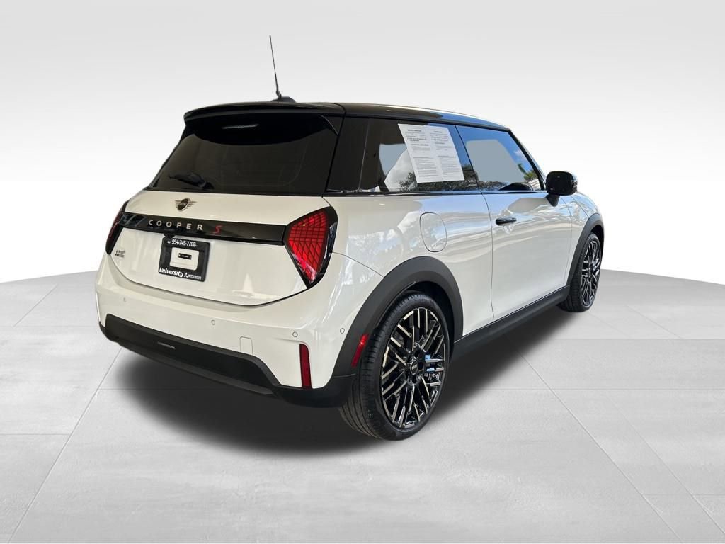 Used 2025 MINI Cooper S image 3