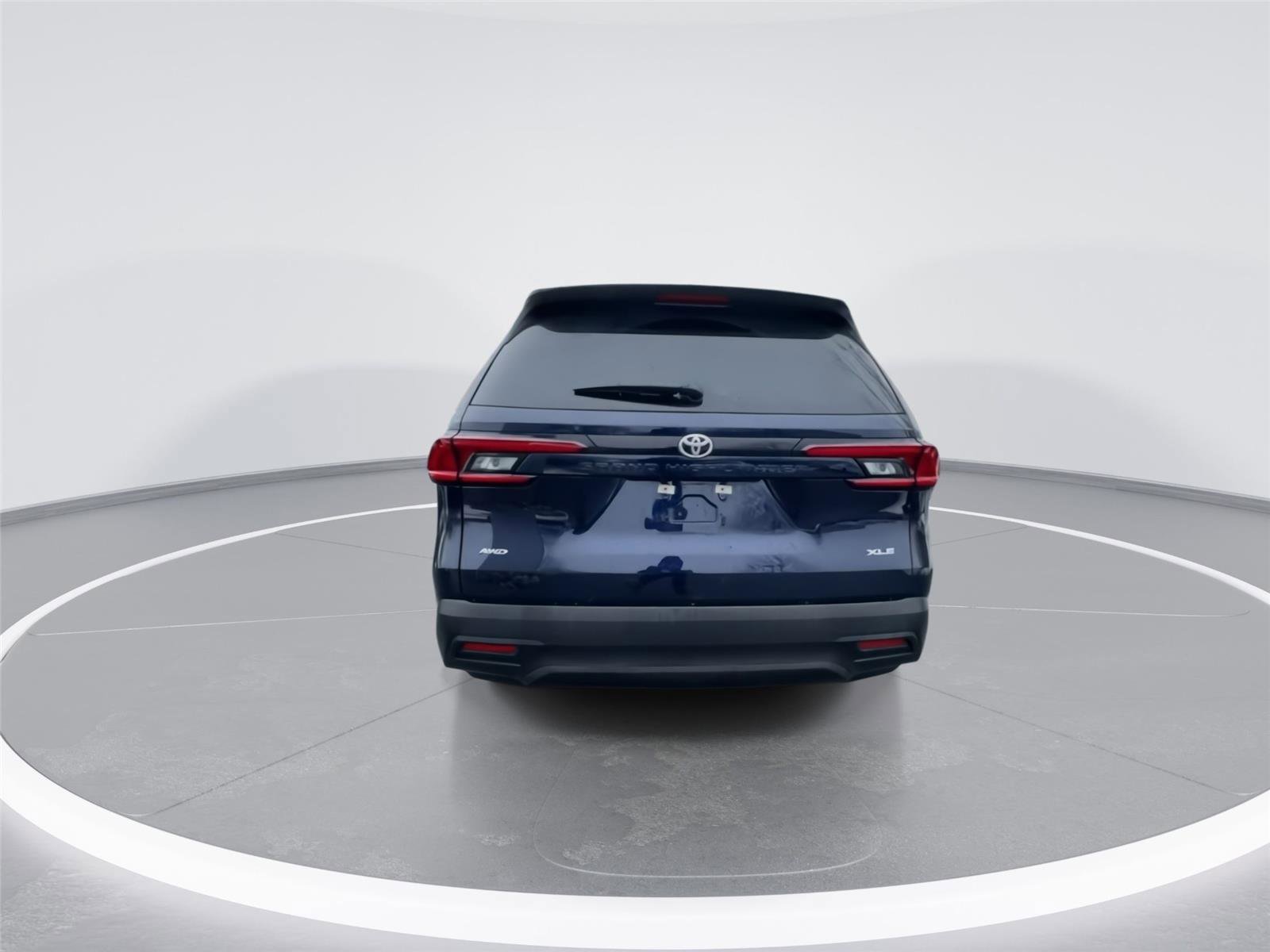 Used 2025 Toyota Grand Highlander AWD image 7