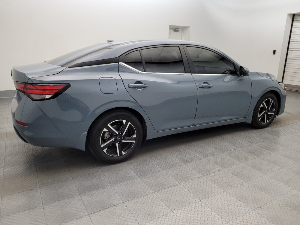 Used 2025 Nissan Sentra SV FWD image 10